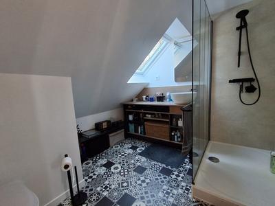 Maison - 153 m² - 7 pièces