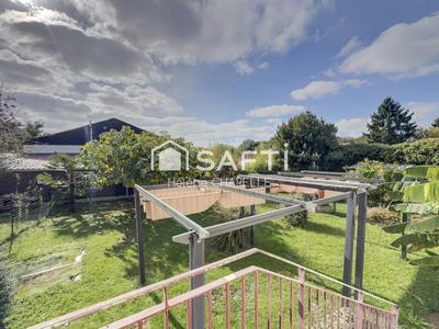 Maison - 194 m² - 7 pièces