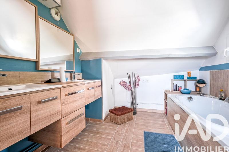 Maison - 114 m² - 5 pièces
