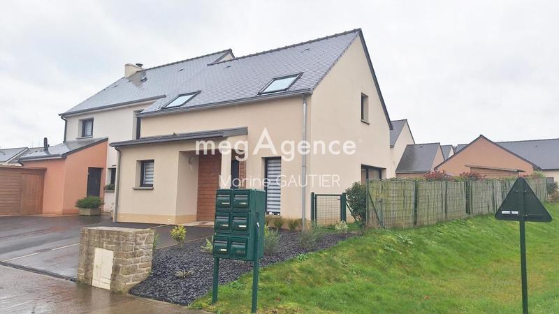 Maison - 90 m² - 6 pièces