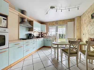 Maison - 137 m² - 6 pièces