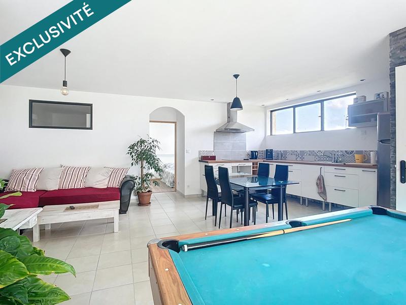 Maison - 209 m² - 9 pièces