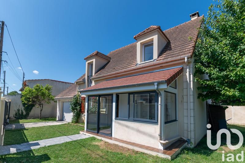 Maison - 105 m² - 6 pièces