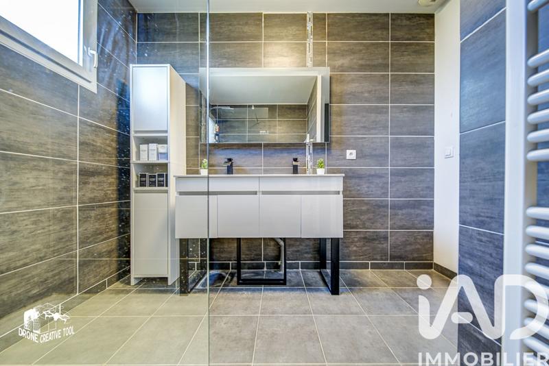 Maison - 115 m² - 6 pièces