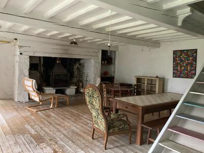 Maison - 250 m² - 9 pièces