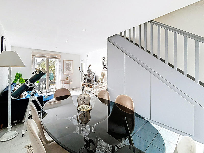 Maison - 84 m² - 5 pièces