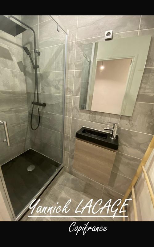 Immeuble - 138 m² - 8 pièces