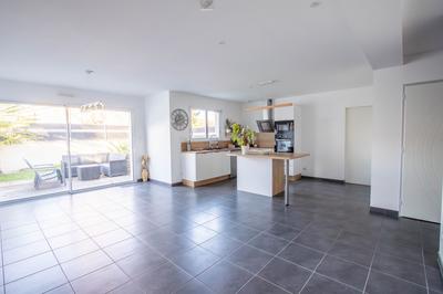 Maison contemporaine - 119 m² - 5 pièces