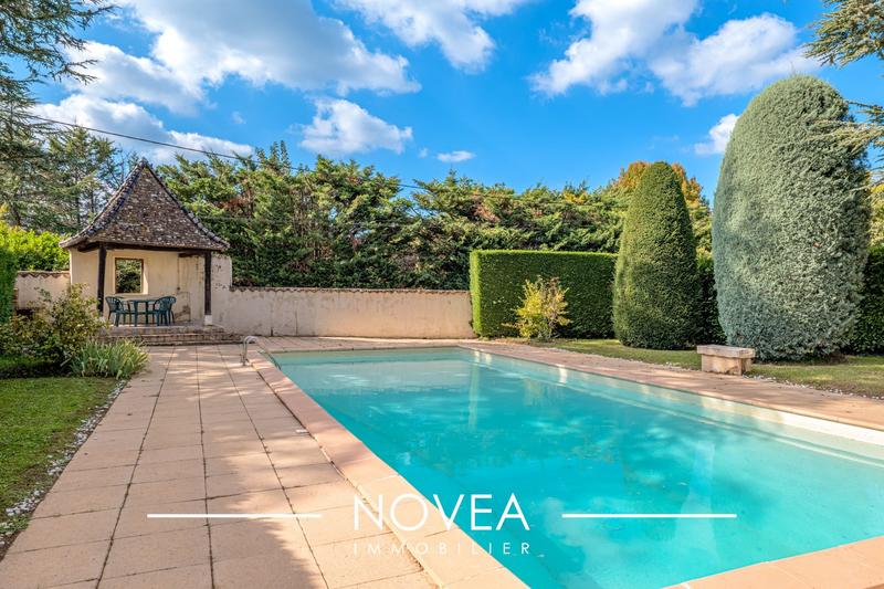 Maison - 136 m² - 4 pièces