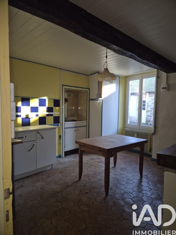 Maison - 239 m² - 7 pièces