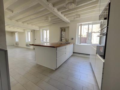 Maison - 150 m² - 8 pièces