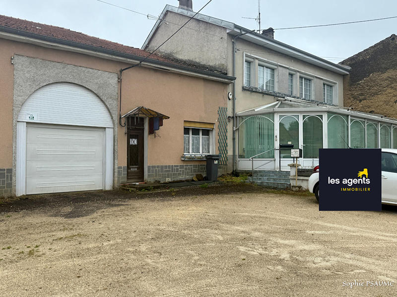 Maison - 240 m² - 9 pièces