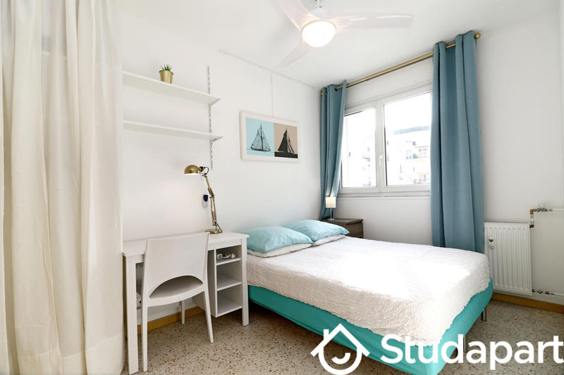 Chambre - 10 m² - 1 pièce