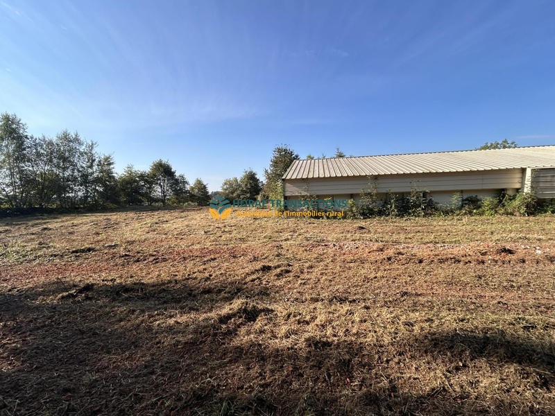 Ferme - 960 m² - 1 pièce