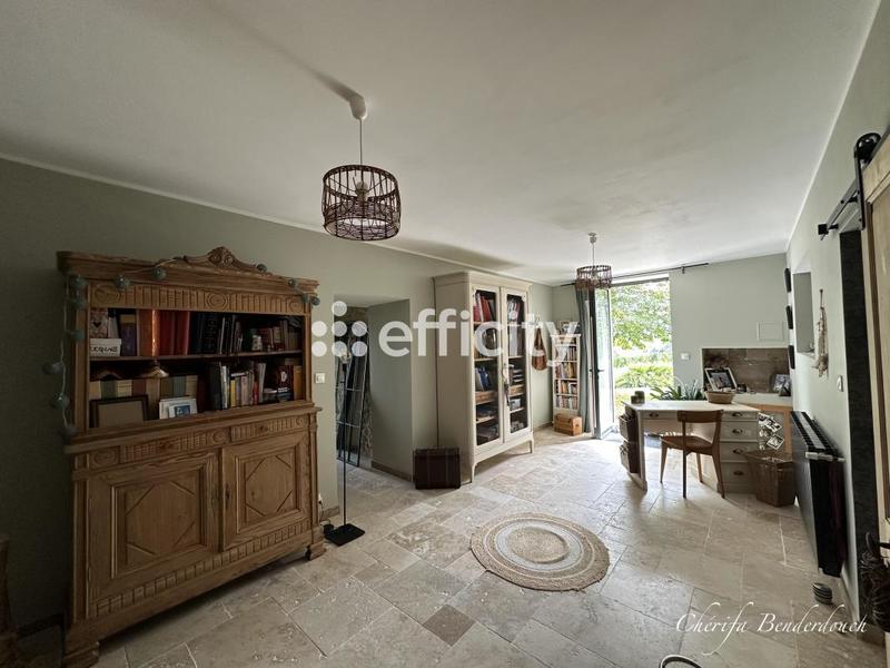 Maison en pierre - 212 m² - 8 pièces