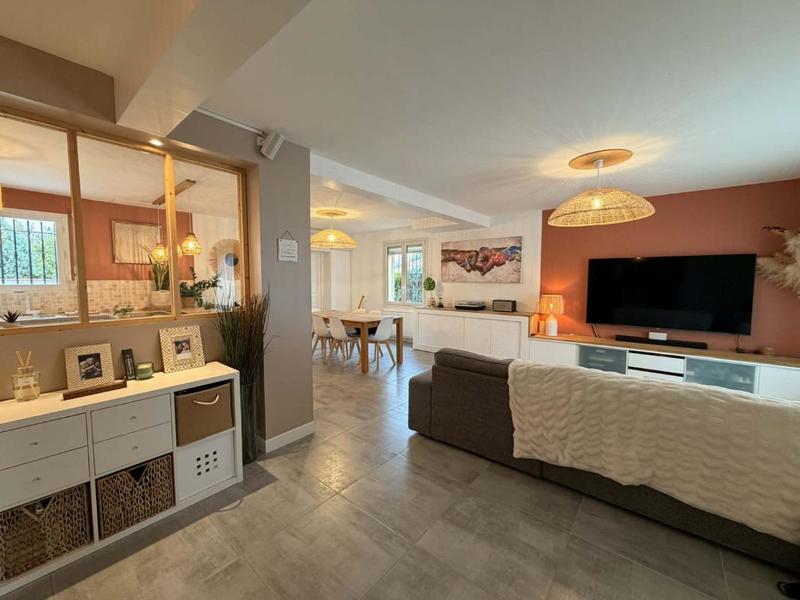 Maison - 120 m² - 5 pièces