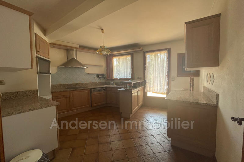 Villa - 187 m² - 7 pièces