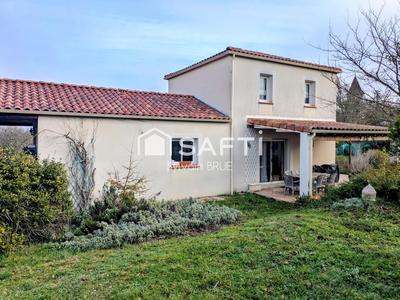 Maison - 135 m² - 5 pièces