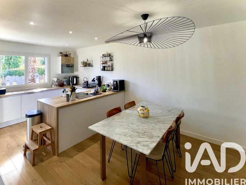 Maison - 83 m² - 4 pièces