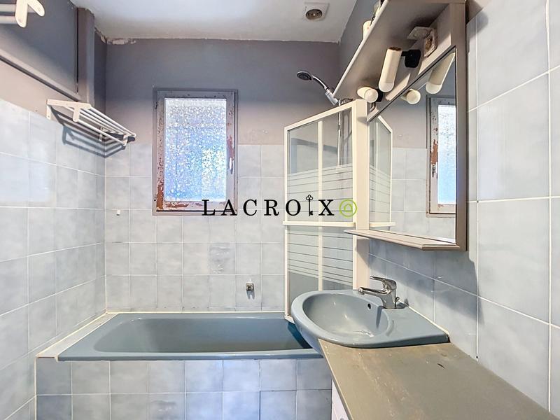 Maison - 93 m² - 5 pièces