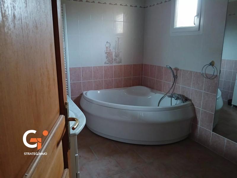 Maison - 115 m² - 4 pièces