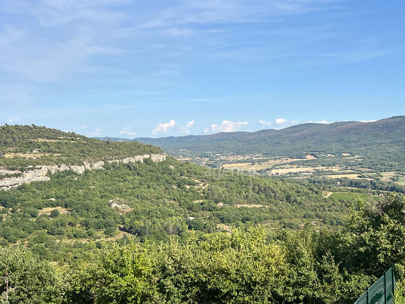 Maison - 240 m² - 5 pièces