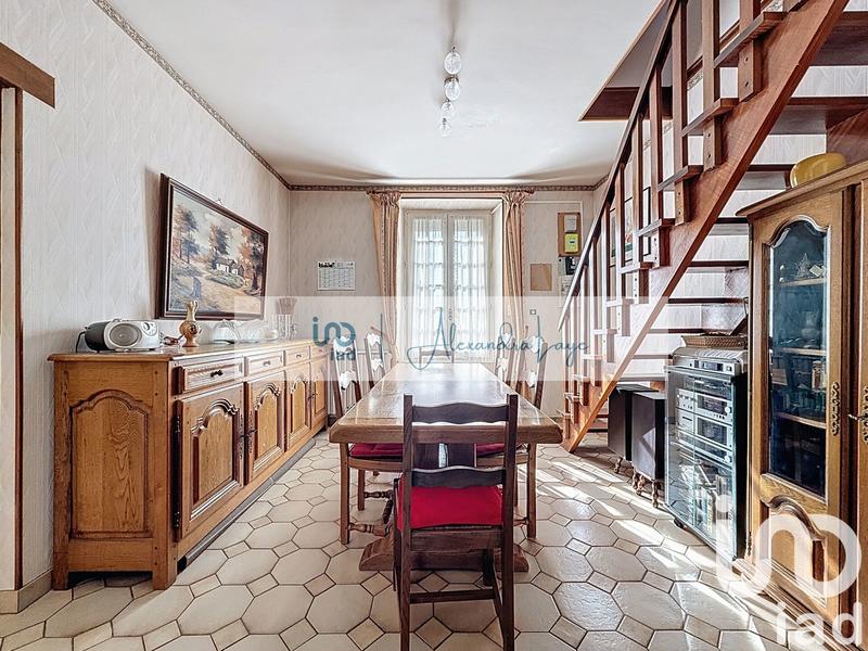 Maison - 96 m² - 6 pièces