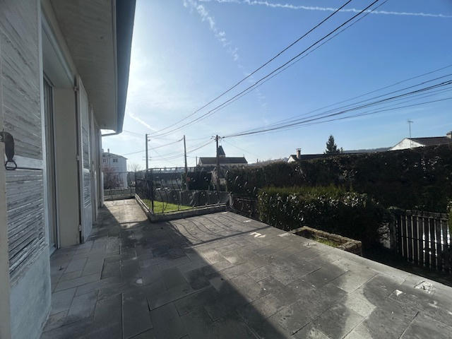 Maison - 92 m² - 4 pièces