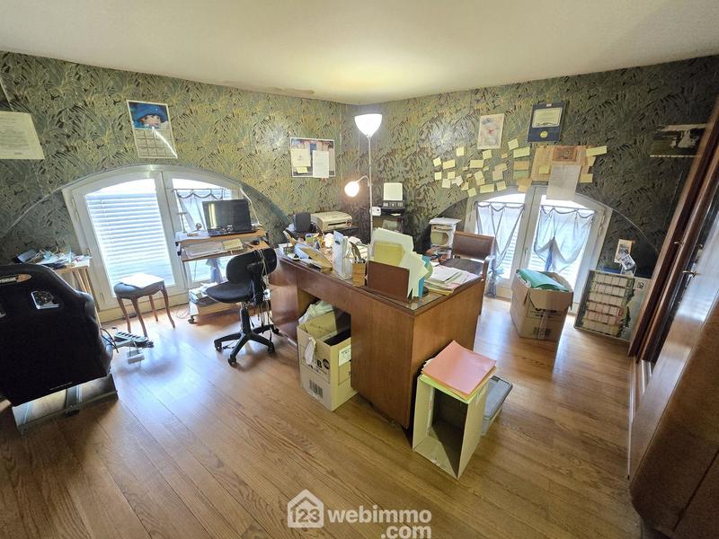 Immeuble - 126 m² - 6 pièces