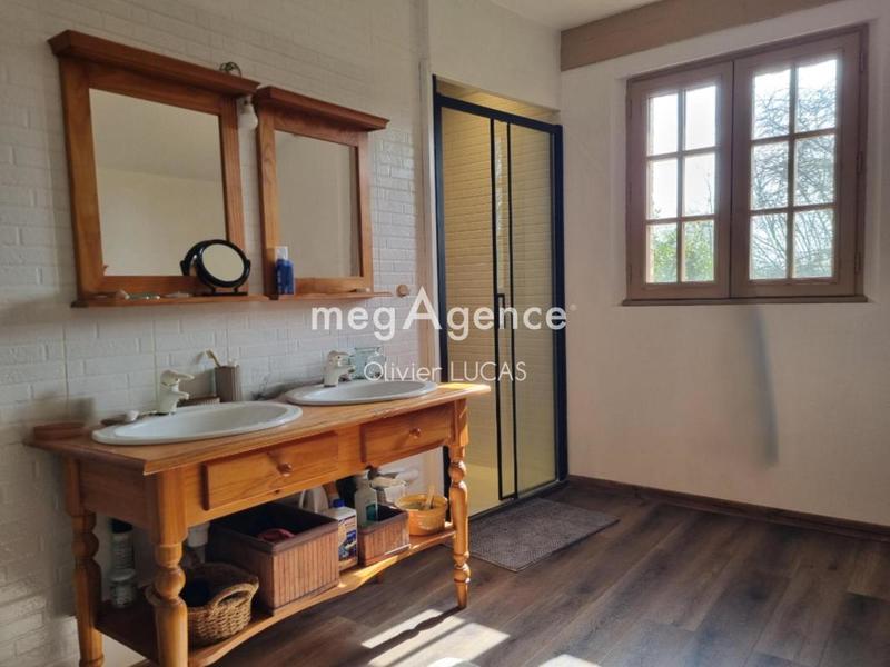 Maison en pierre - 191 m² - 5 pièces