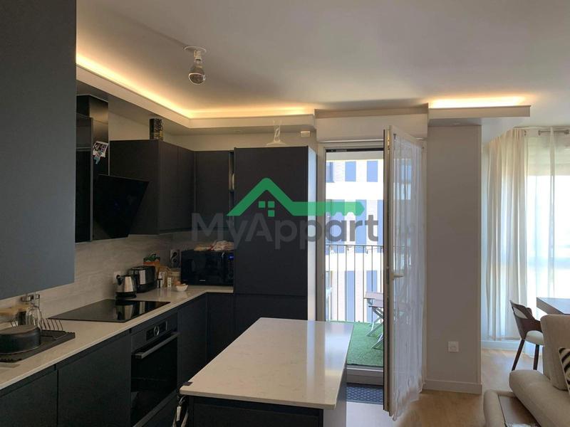 Appartement - 70 m² - 4 pièces