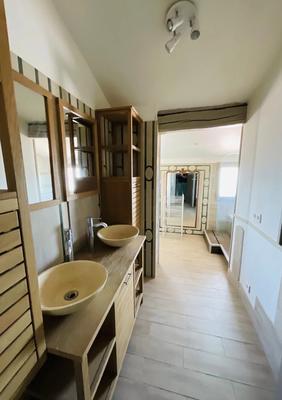 Appartement - 104 m² - 3 pièces