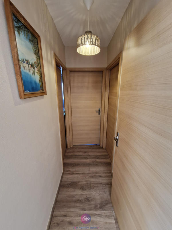 Appartement - 83 m² - 5 pièces