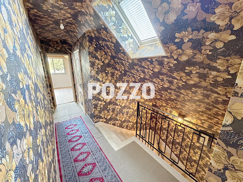 Maison - 121 m² - 5 pièces