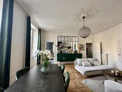 Appartement - 88 m² - 3 pièces