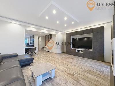 Pavillon - 96 m² - 5 pièces