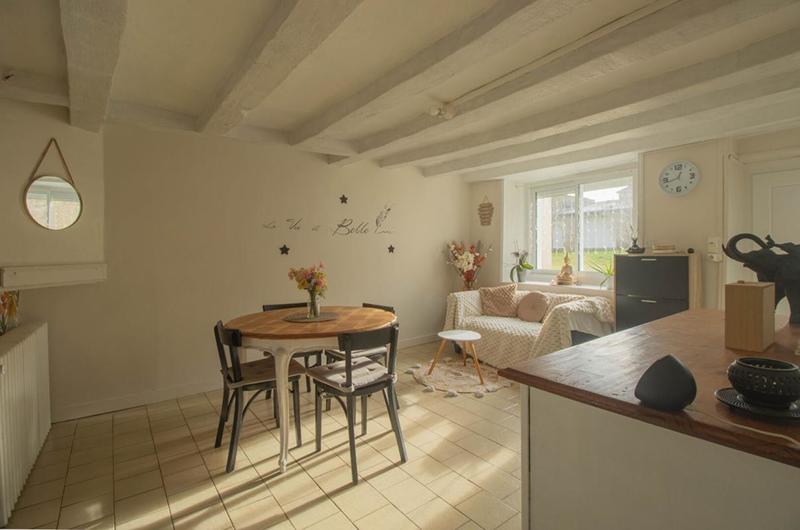 Maison - 90 m² - 6 pièces