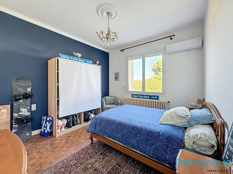 Maison - 285 m² - 7 pièces