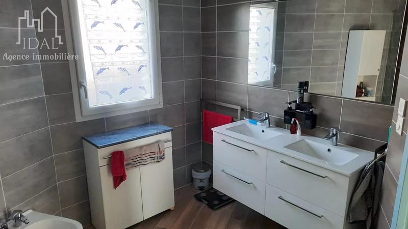 Villa - 105 m² - 4 pièces