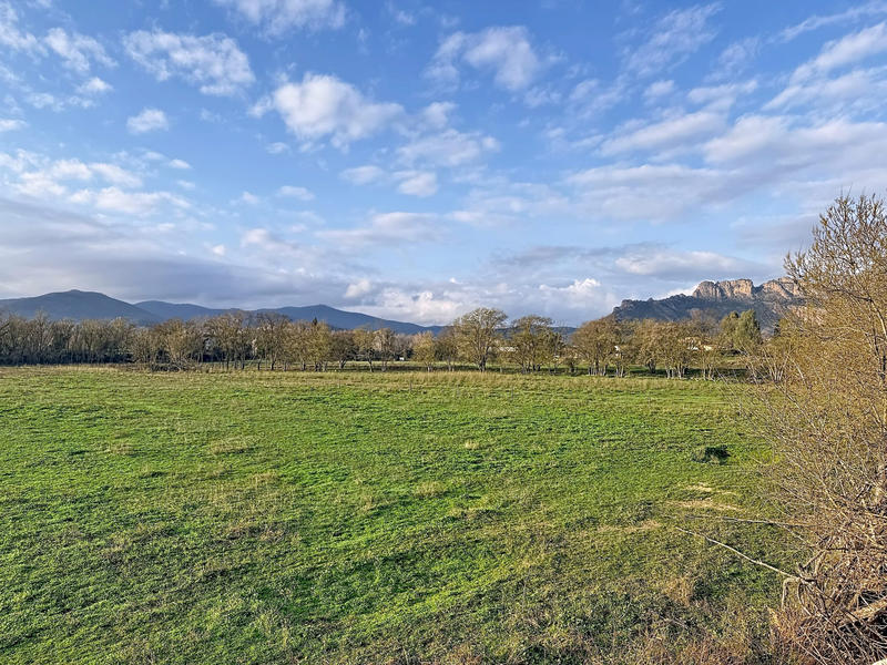 Local d'activités - 178 m²