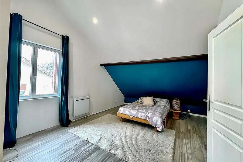 Maison - 165 m² - 8 pièces