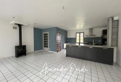 Maison - 103 m² - 4 pièces