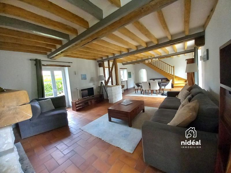 Maison - 189 m² - 6 pièces