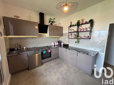 Maison - 223 m² - 9 pièces