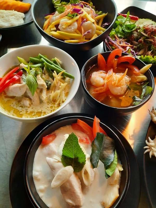 Moom thai restaurant