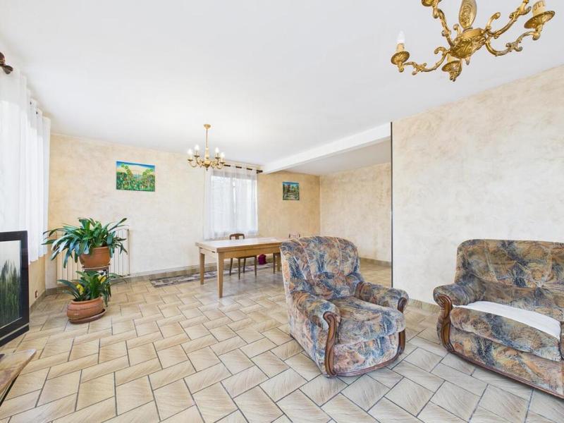 Maison - 153 m² - 7 pièces