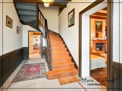 Maison - 200 m² - 6 pièces