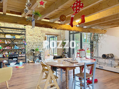 Maison - 156 m² - 6 pièces