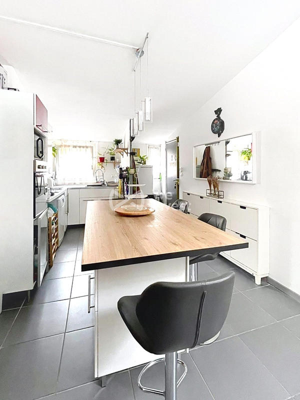 Duplex - 97 m² - 5 pièces