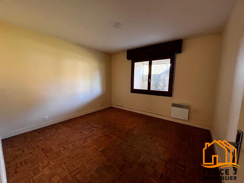 Maison - 121 m² - 5 pièces